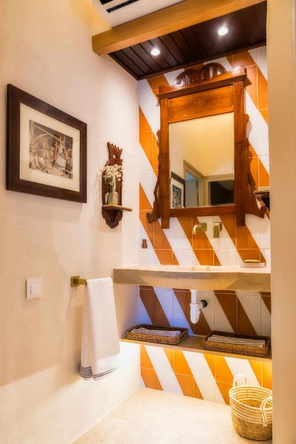 El Molino De Besalu Casa Con Jardin Villa Kültér fotó