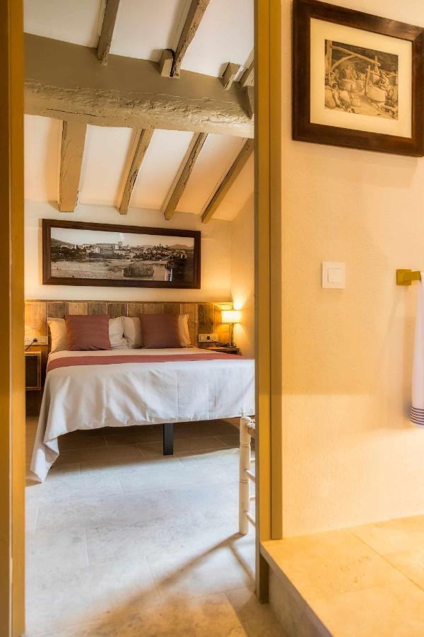 El Molino De Besalu Casa Con Jardin Villa Kültér fotó